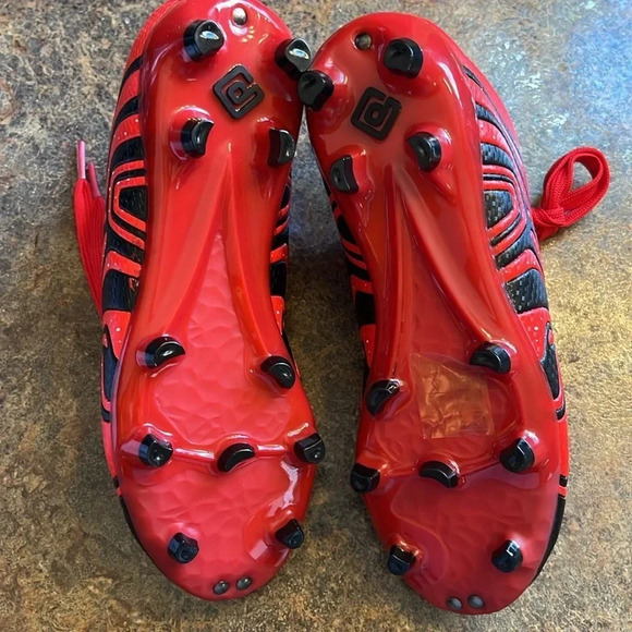 NEW Kid’s Soccer Football Cleats - Picture 5 of 11